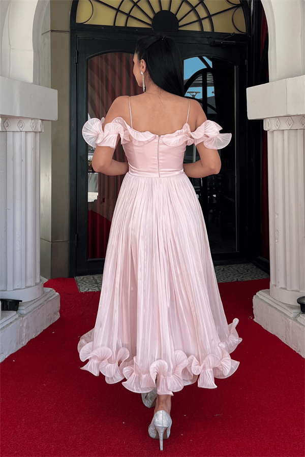 Şifon Kumaş Volan Detaylı Midi Elbise - PUDRA