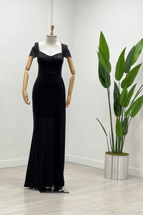 Simli Kumaş Omu Büzgülü Uzun Elbise - SİYAH