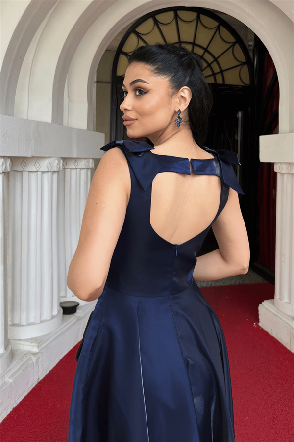 Tafta Saten Kumaş Askılı Cepli Midi Elbise - LACİVERT