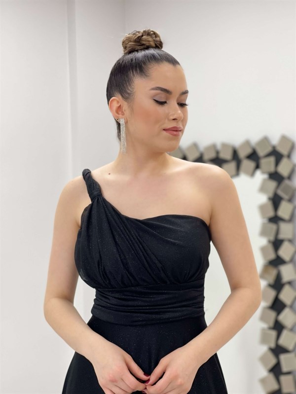 فستان تول لامع بكتف واحد - الأسود