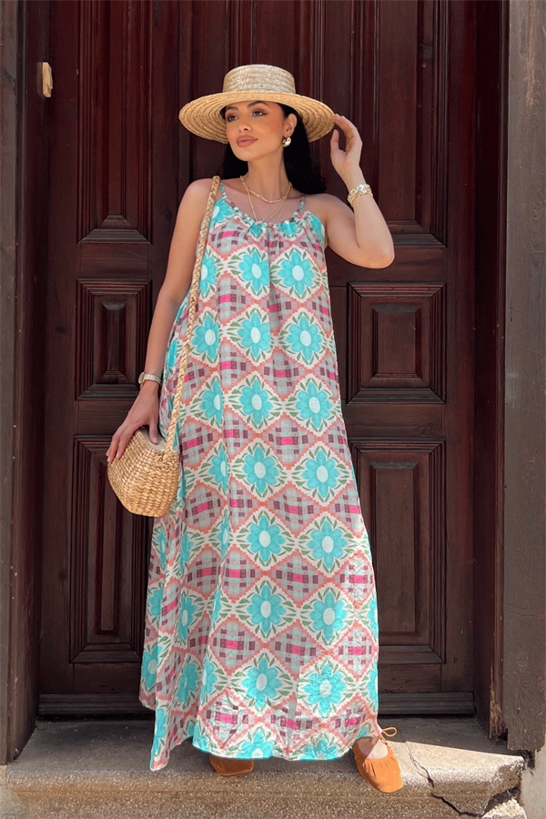 Tensel Kraşlı Kumaş Boncuk Detaylı Askılı Elbise - MAVİ