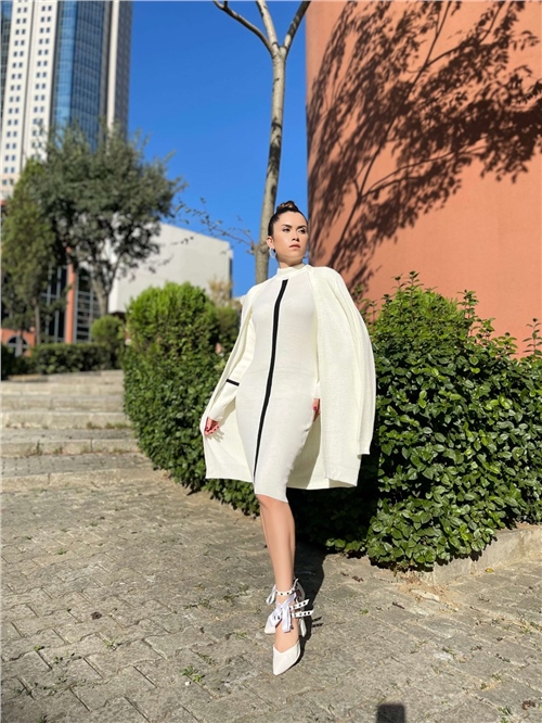 Knitwear Fabric Pencil Dress - White