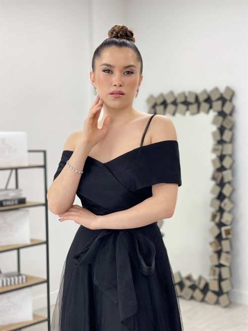 فستان ميدي بحزام قماش من التول - الأسود