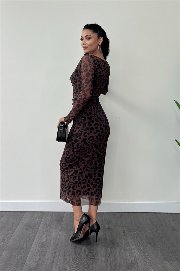 Tül Kumaş Büzgü Detaylı Kalem Elbise - KAHVERENGİ