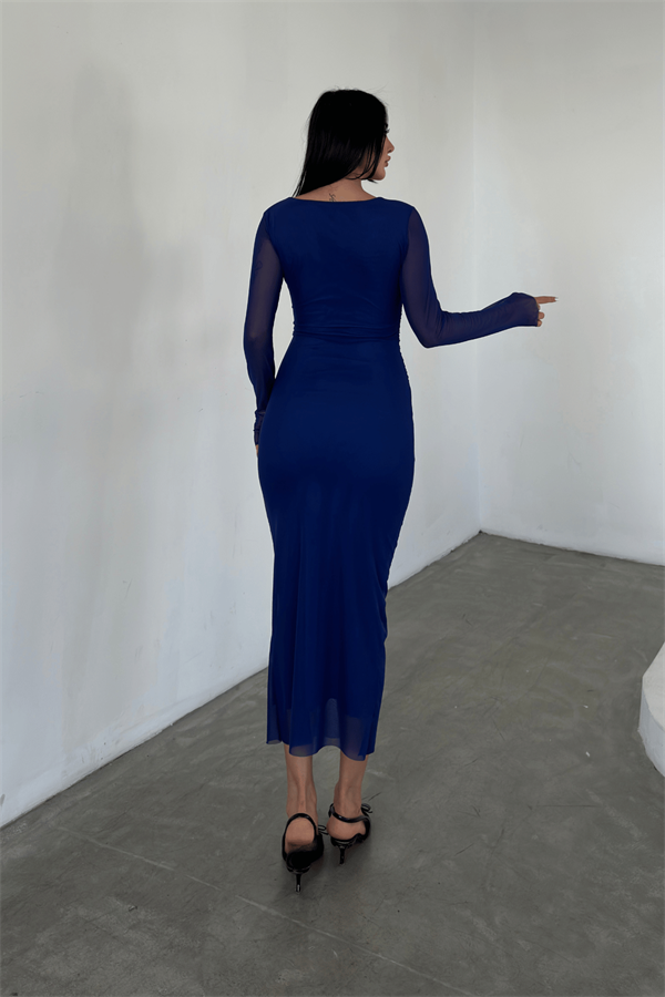 Tül Kumaş Büzgü Detaylı Kalem Elbise - MAVİ