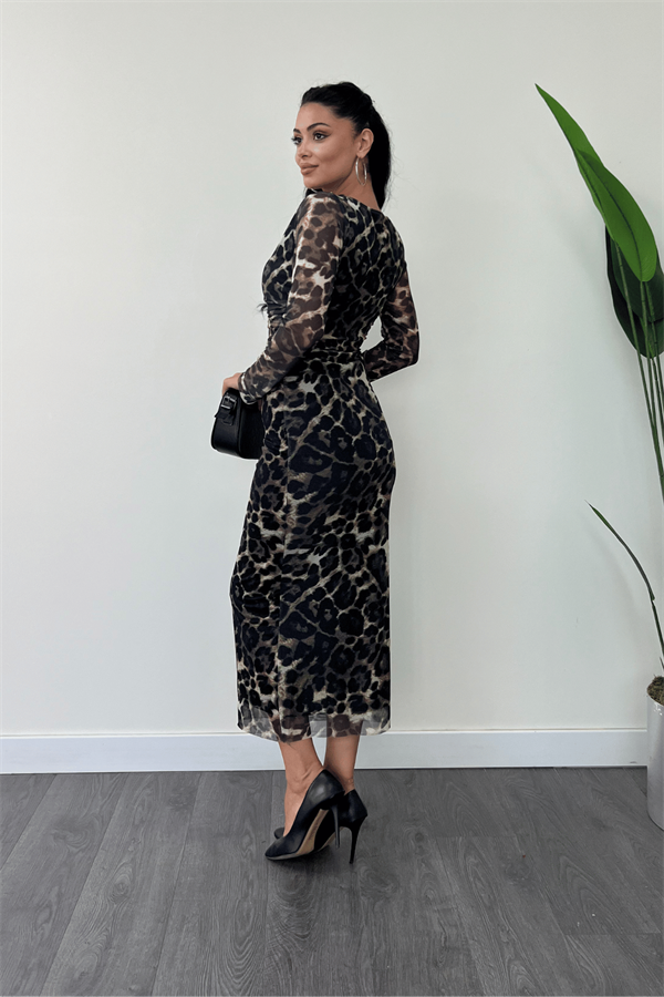 Tül Kumaş Büzgü Detaylı Kalem Elbise - SİYAH