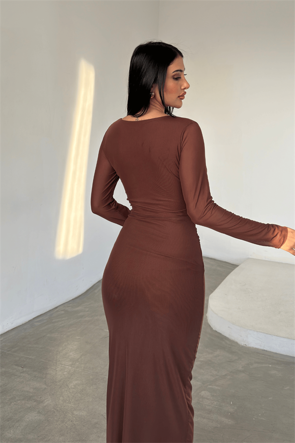 Tül Kumaş Büzgü Detaylı Kalem Elbise - TABA