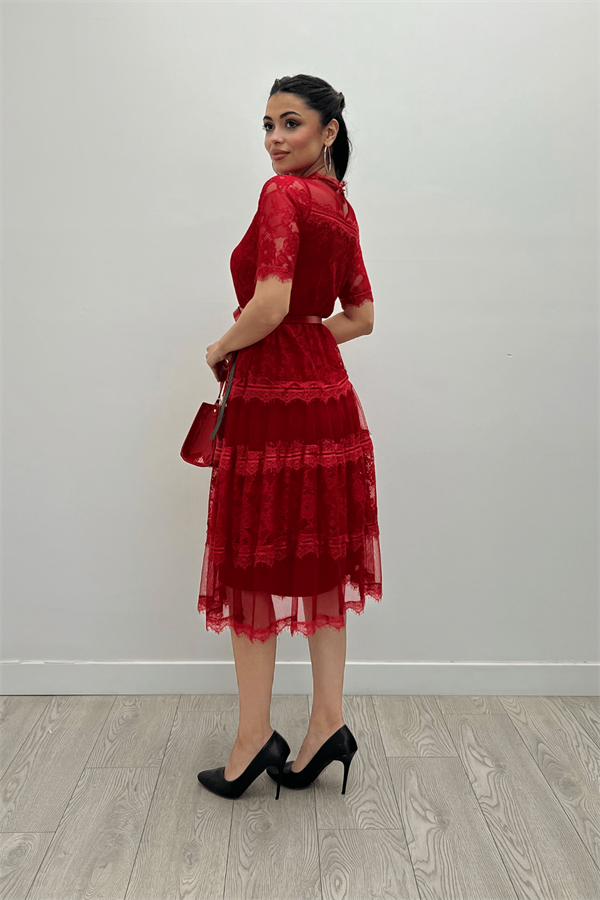 Tül Kumaş Dantel Detaylı Midi Elbise - KIRMIZI