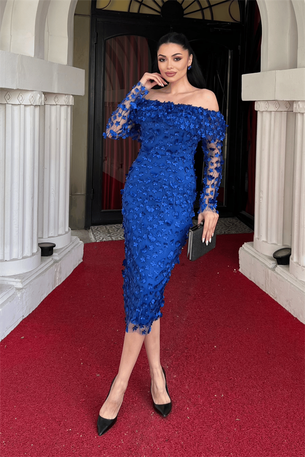 Üç Boyut Çiçekli Kumaş Kayık Yaka Kalem Elbise - SAKS MAVİ