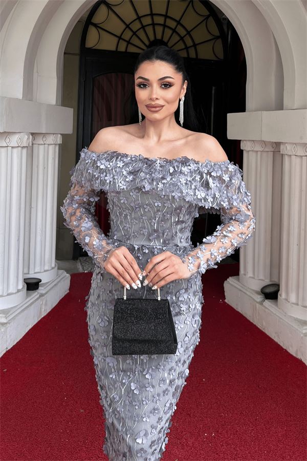 Üç Boyut Çiçekli Kumaş Kayık Yaka Kalem Elbise - GRİ