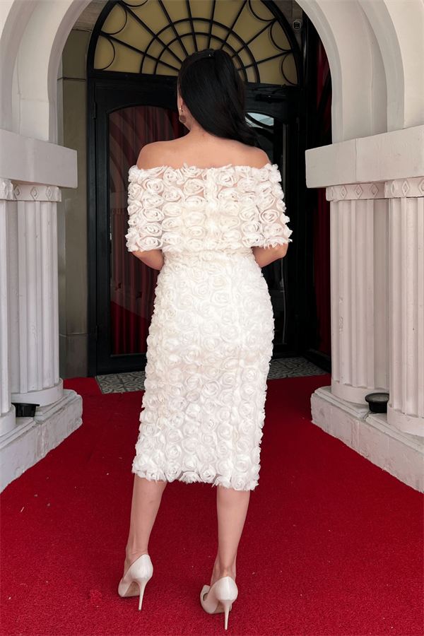 Üç Boyutlu Kumaş Bolero Detaylı Kalem Elbise - KREM