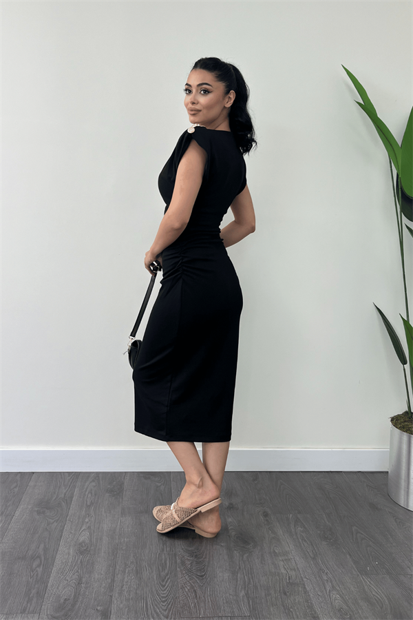 Penye Kumaş Omuz Detaylı Büzgülü Kalem Elbise - SİYAH