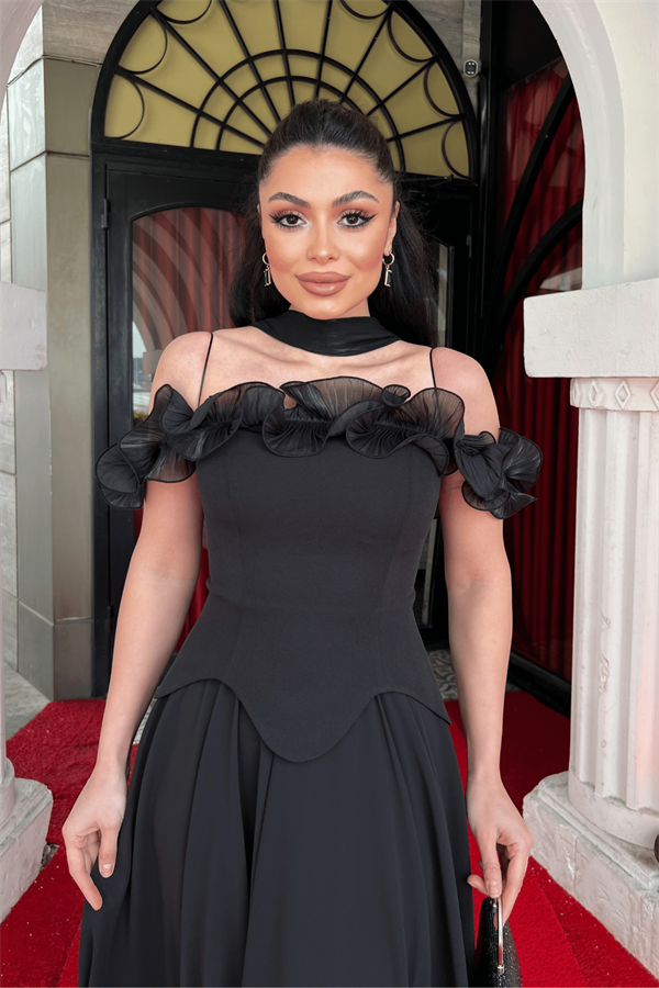 Üst Atlas Kumaş Alt Şifon Şal Detaylı Elbise - SİYAH