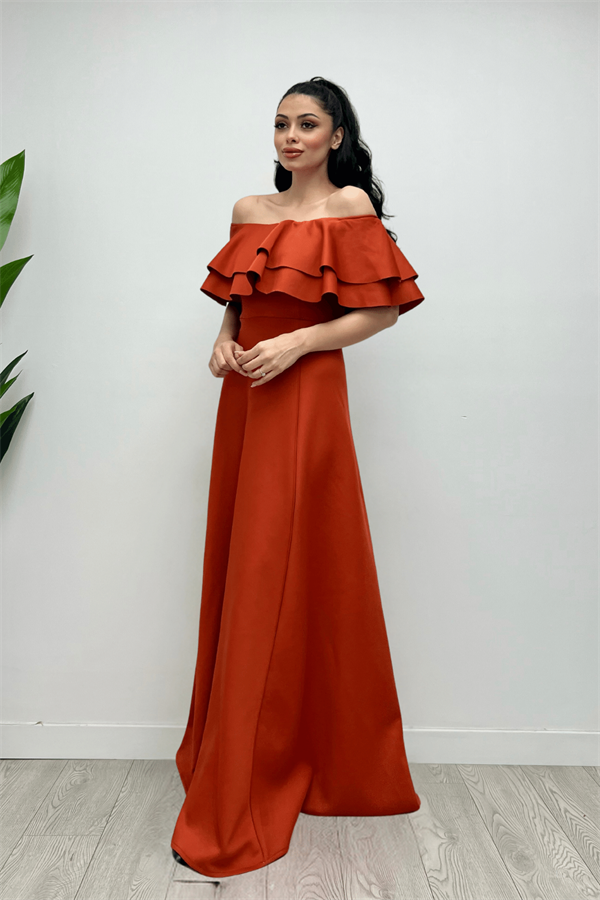 فستان بالفولان - البلاط