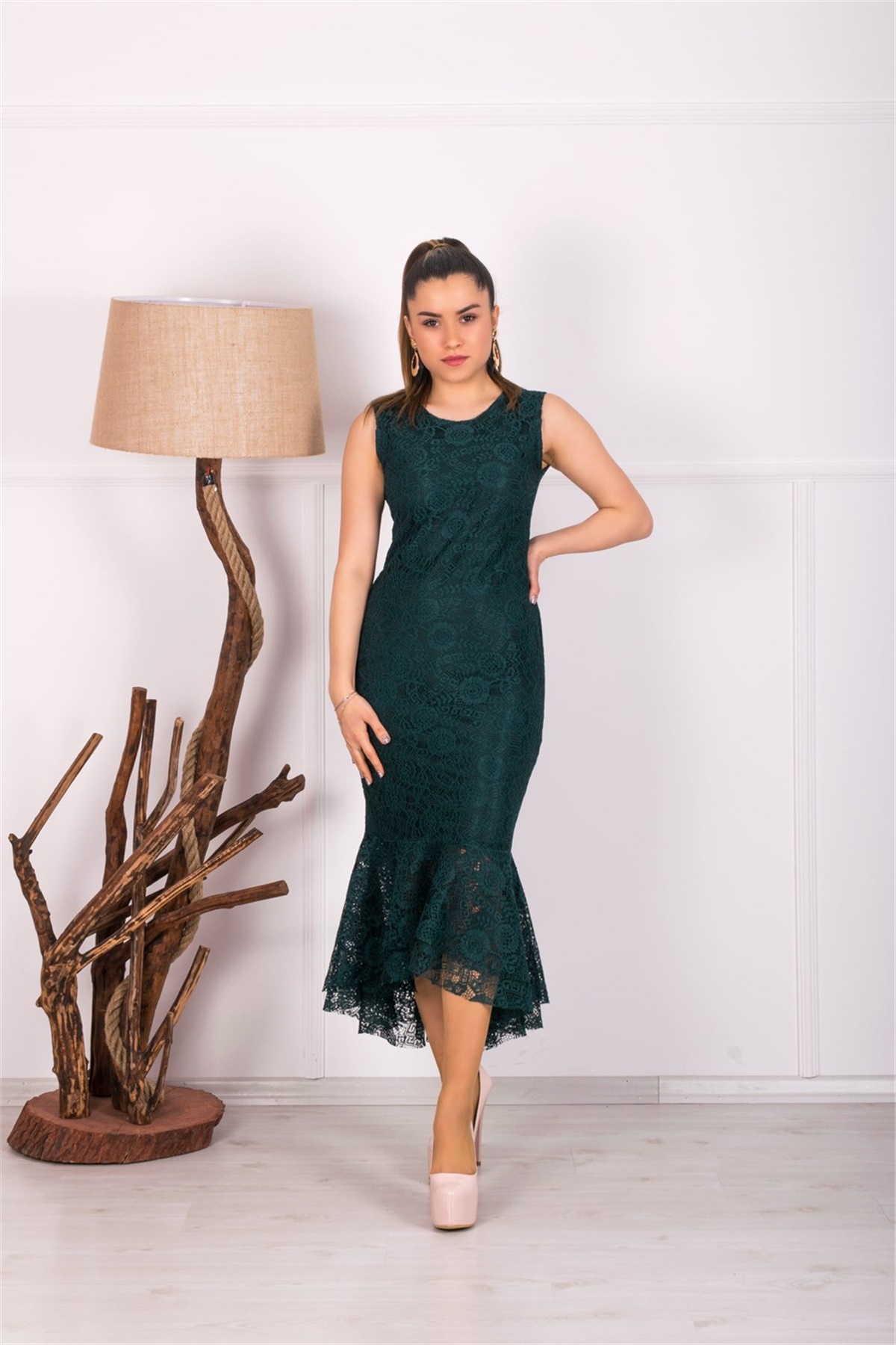 Full Dantel Eteği Volanlı Elbise - Zümrüt Yeşil | Giyim Masalı