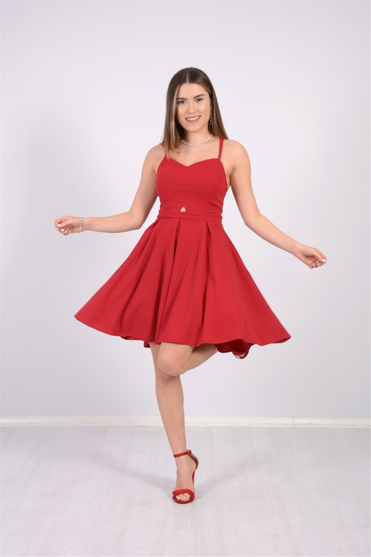 Sırtı İpli Elbise - Kırmızı | Giyim Masalı