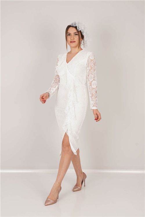 Güpür Dantel Yırtmaç Detaylı Elbise - Beyaz