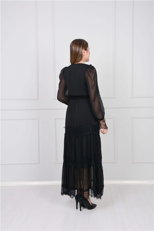 Şifon Kumaş Dantel Detaylı Elbise - Siyah