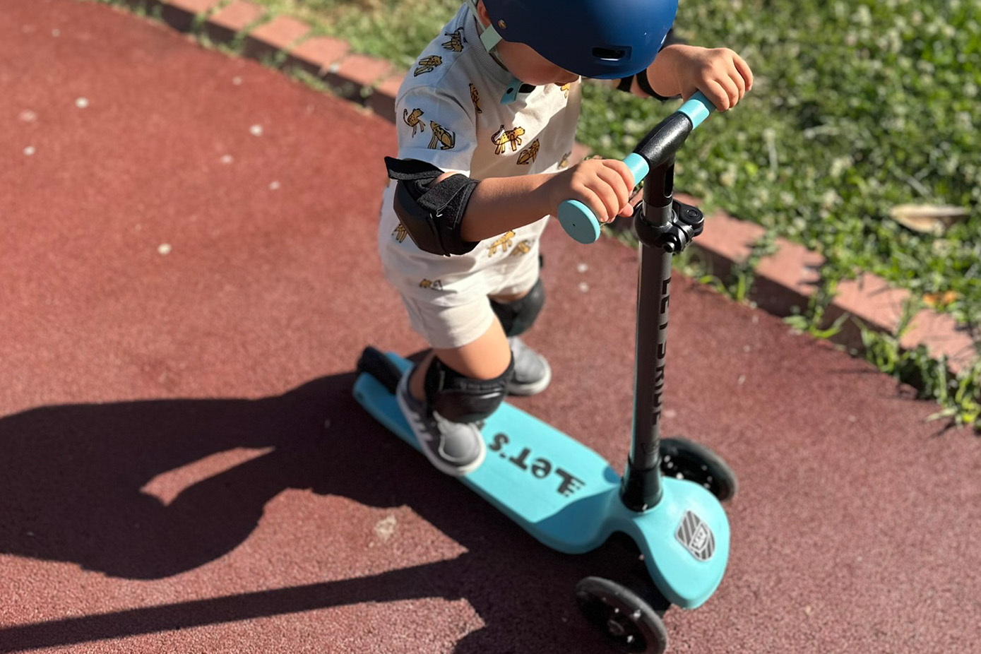 Hangi Yaşta Çocuklar Scooter Kullanabilir?