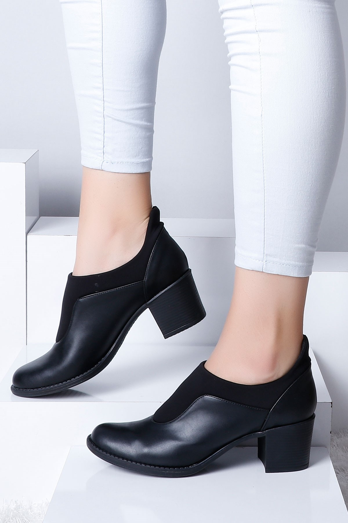 Siyah Topuklu Kadın Ayakkabı 2021 Fiyatı ve Modelleri