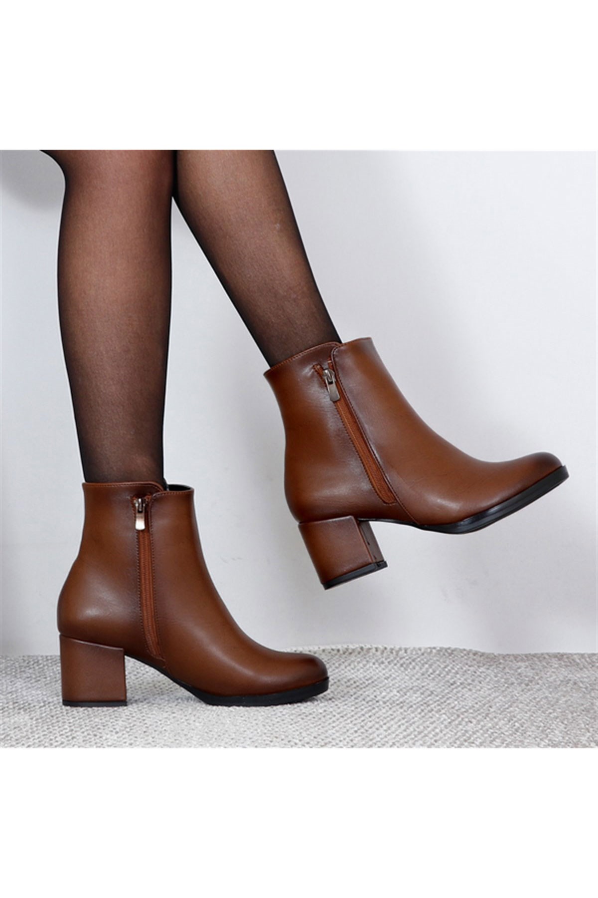 Taba Kalın Topuklu Kadın Bot 201-1