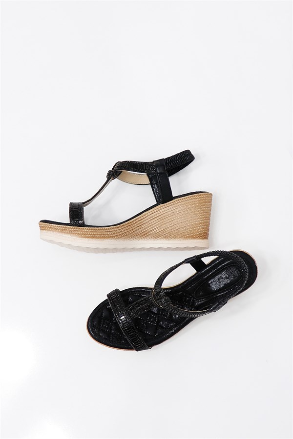 Siyah Dolgu Topuk Kadın Sandalet 1033