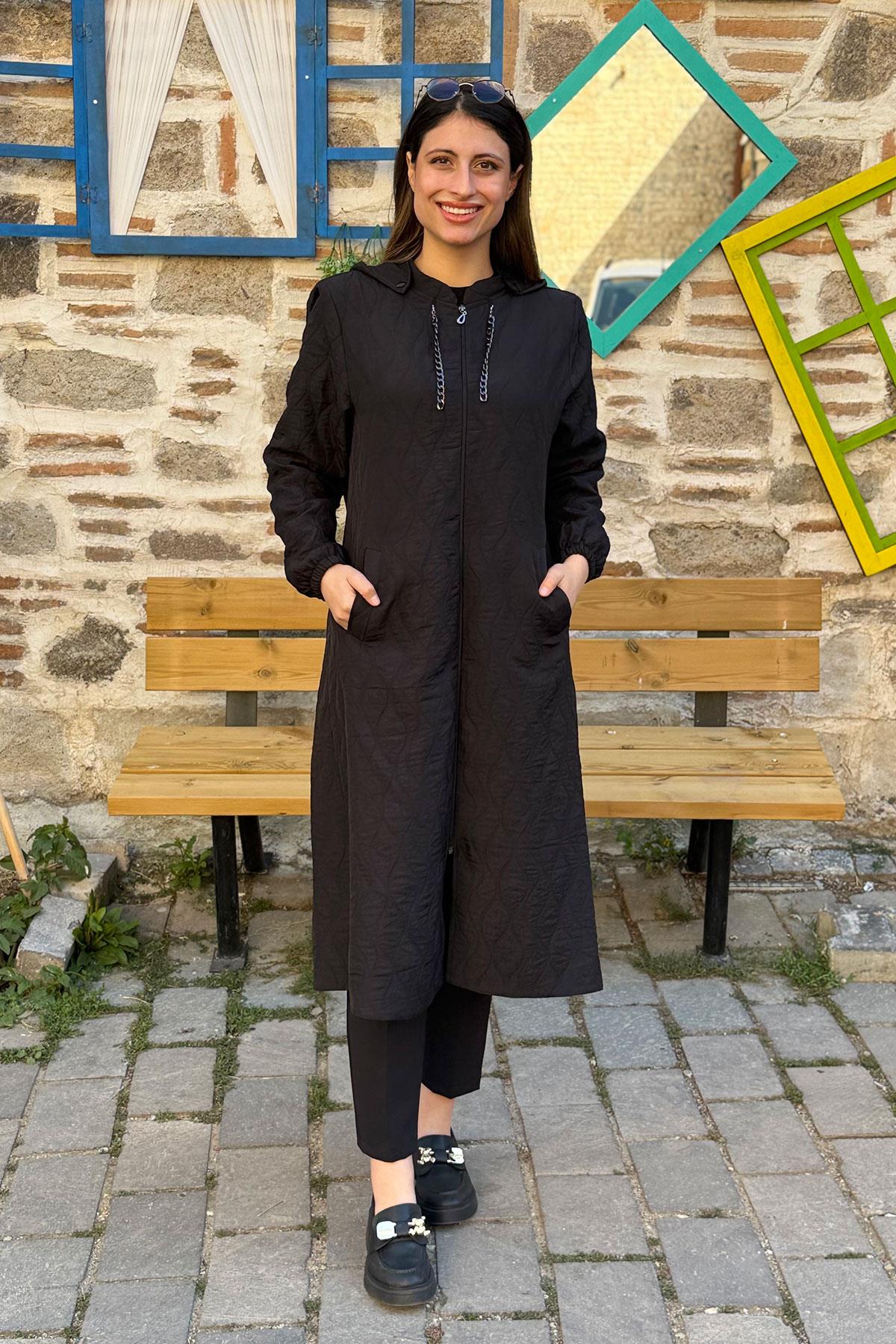 Damla Desen İnce Kapitone Kap - SİYAH