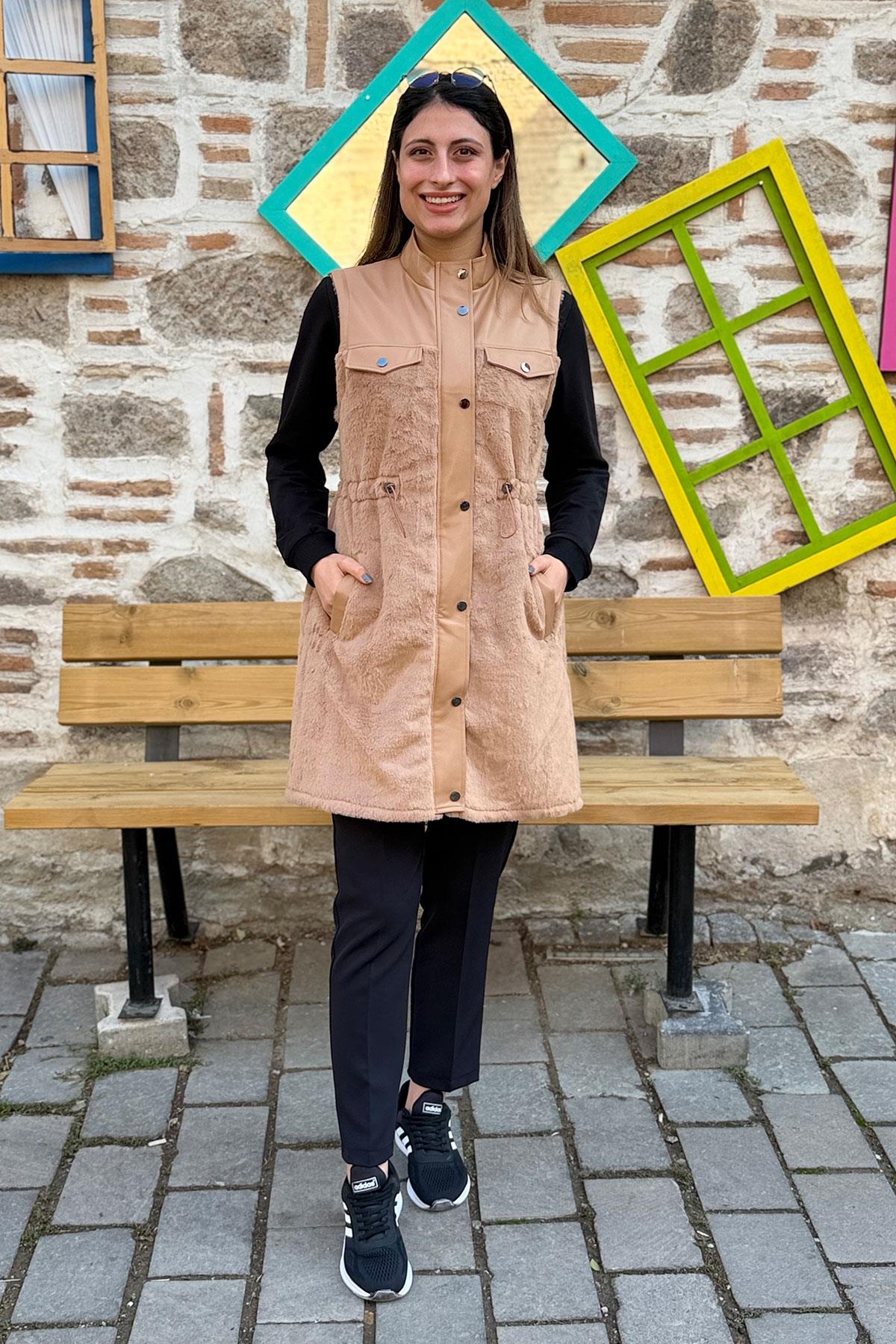 Deri Garnili Peluş Yelek - CAMEL