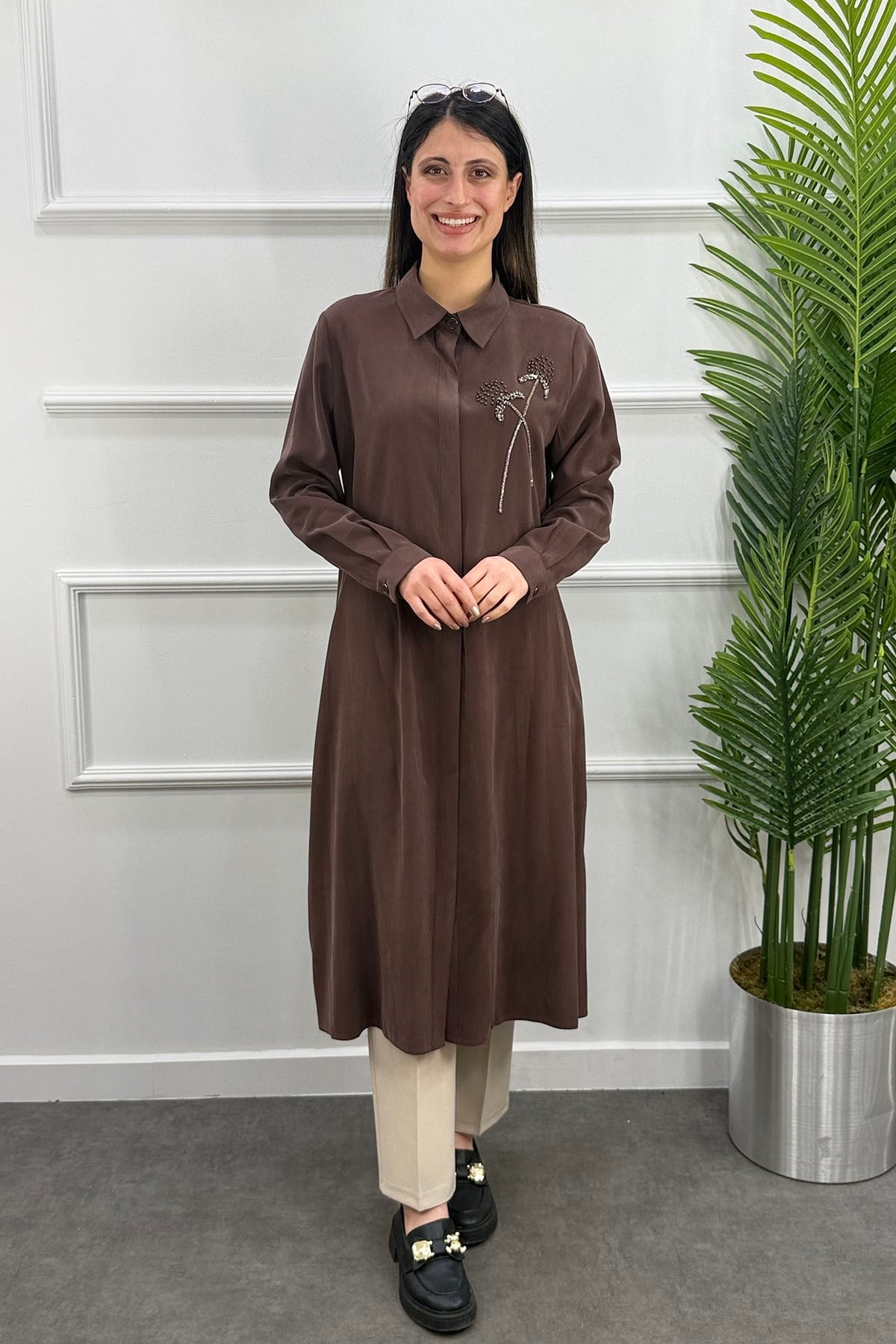 Nakış Detaylı Tencel Kumaş Tunik - KAHVE