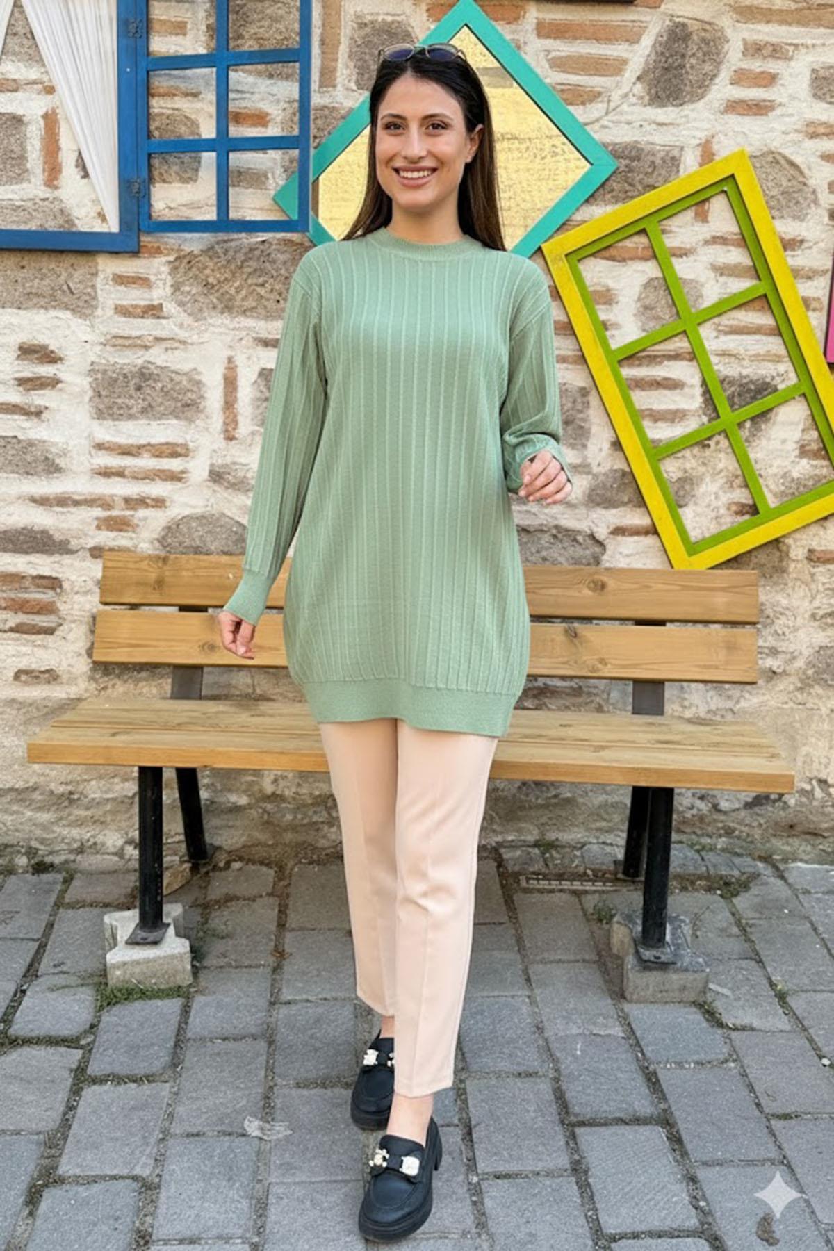 Dikey Dokulu Kadın Triko Tunik - Fıstık Yeşili