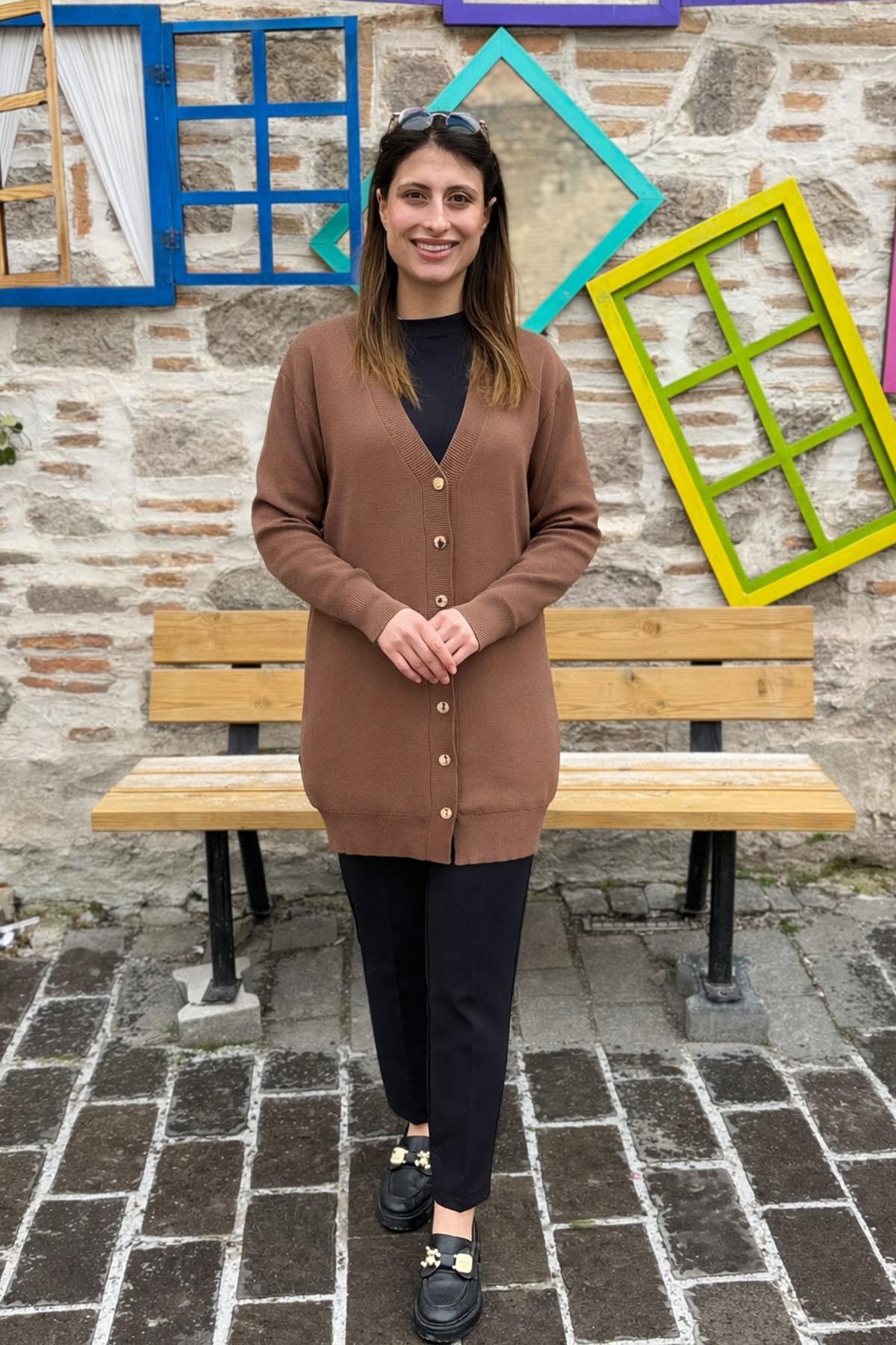 Düğmeli Triko Hırka - SÜTLÜ KAHVE