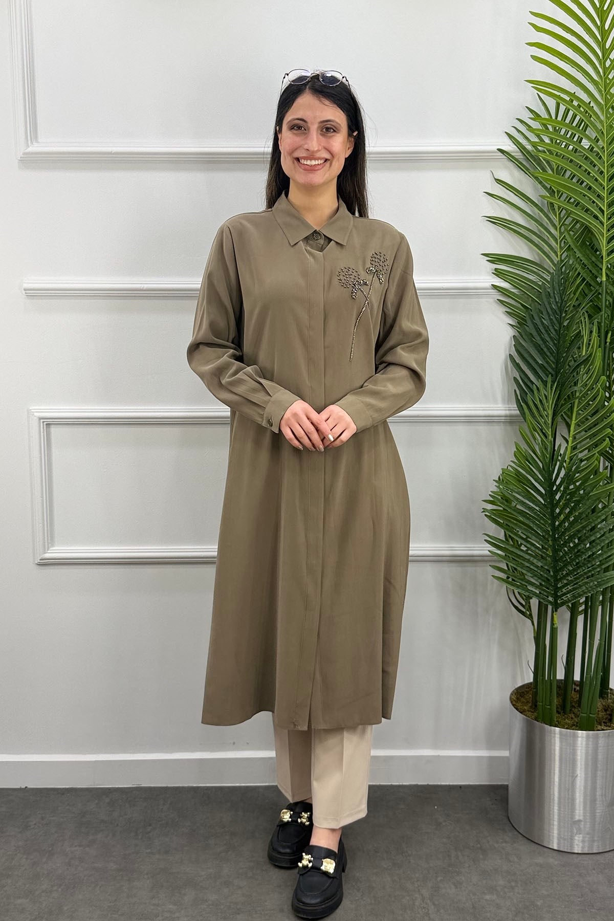 Nakış Detaylı Tencel Kumaş Tunik - HAKİ