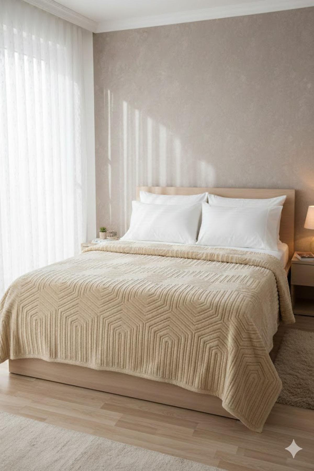 Özdilek Prestige Çift Kişilik Kabartma Desenli Battaniye - BEJ