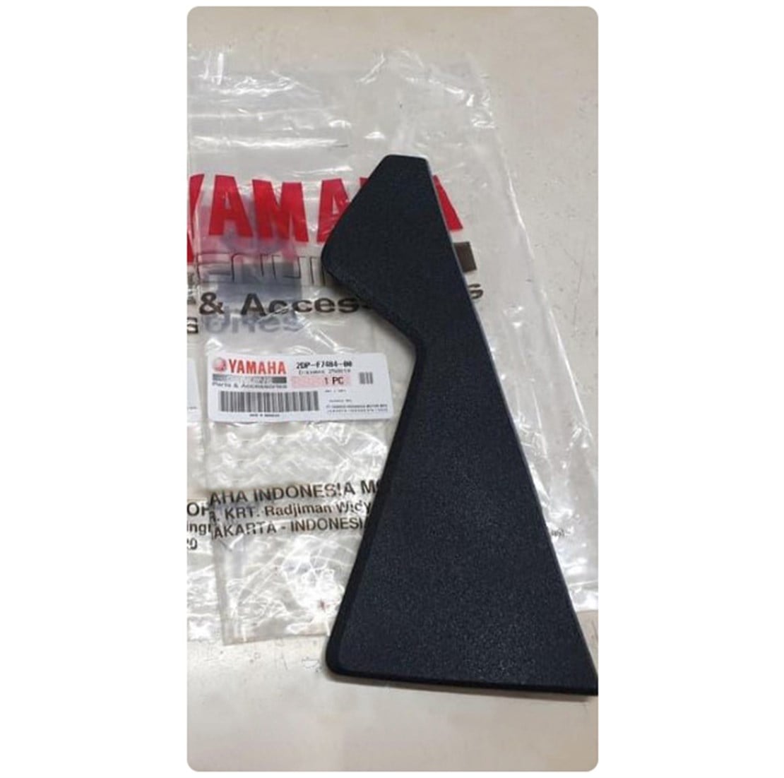 YAMAHA NMAX 125 155 SAĞ KÜÇÜK PASPAS