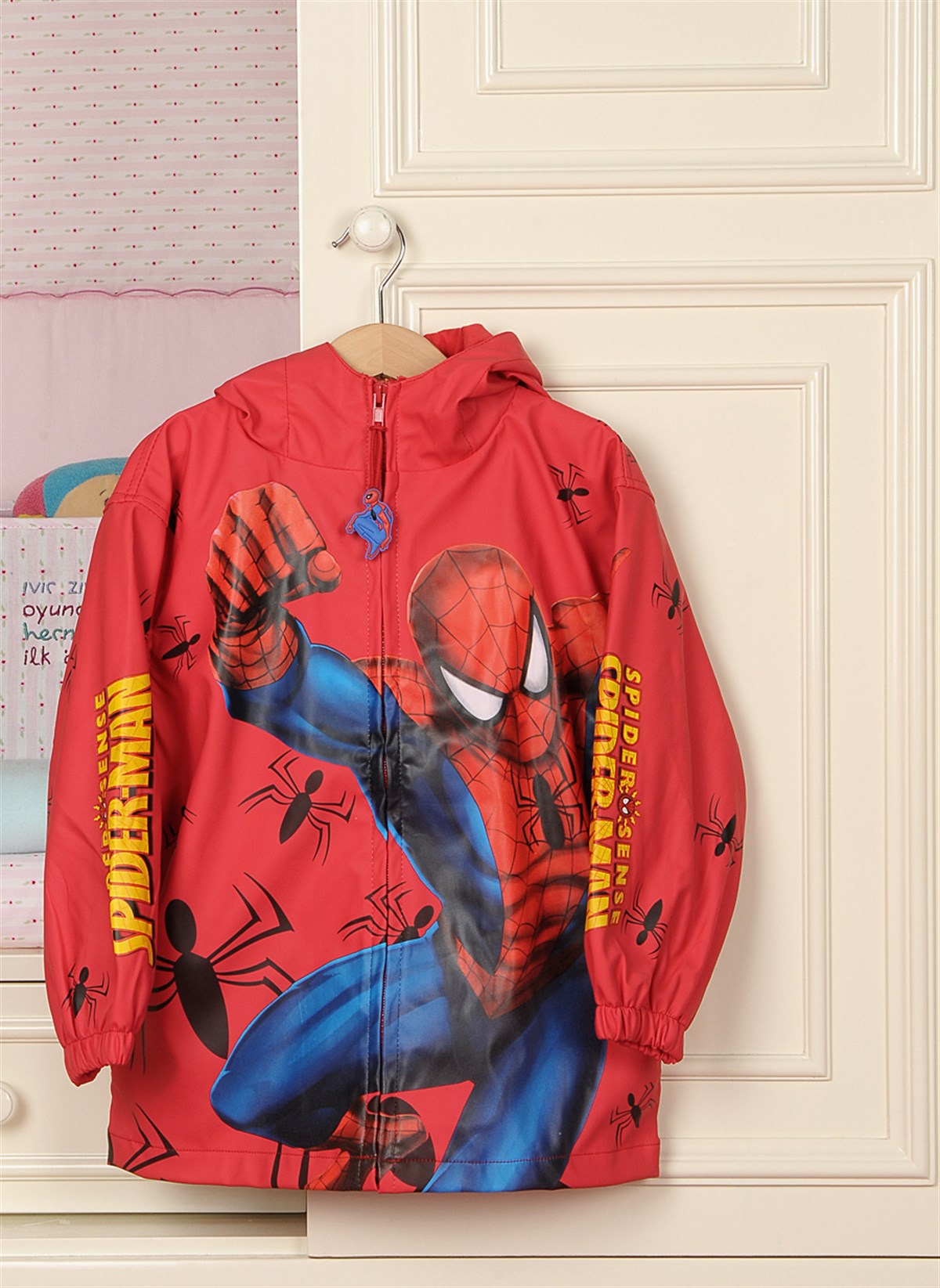 Disney Spiderman Lisanslı Yağmurluk 4 yaş
