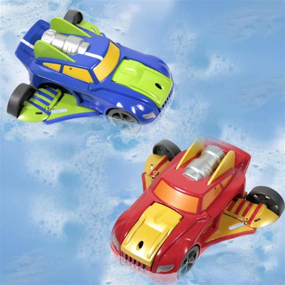 Tomy  Kara ve Su Arabaları