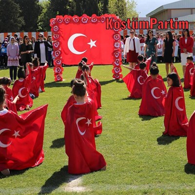 Bayrak Pelerin, 23 Nisan Türk Bayrağı Gösteri Pelerini