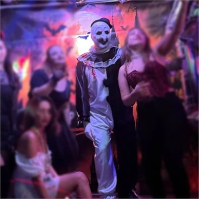 Terrifier Art the Clown Siyah Beyaz Palyaço Kostümü