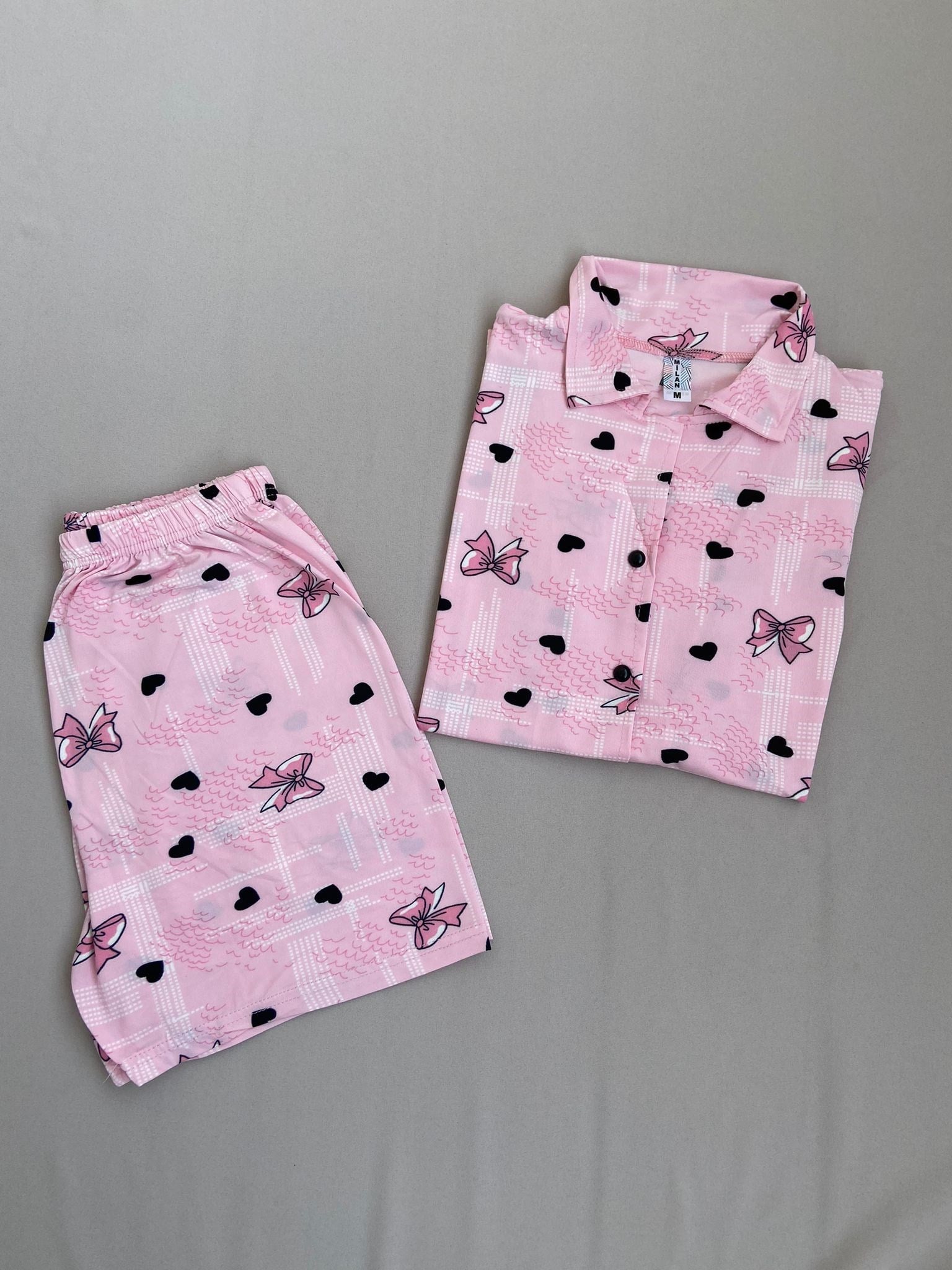 Pembe Kurdele Detaylı Pijema Takımı