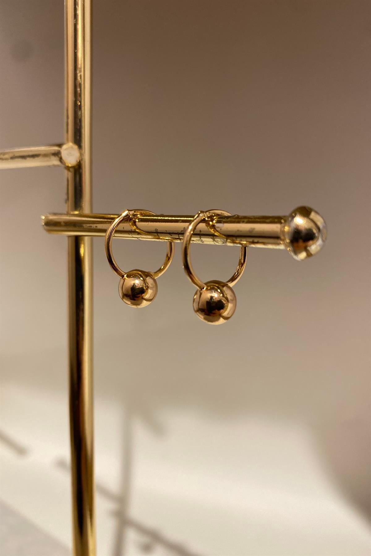 ALTI TOPLU İNCE HALKA KÜPE