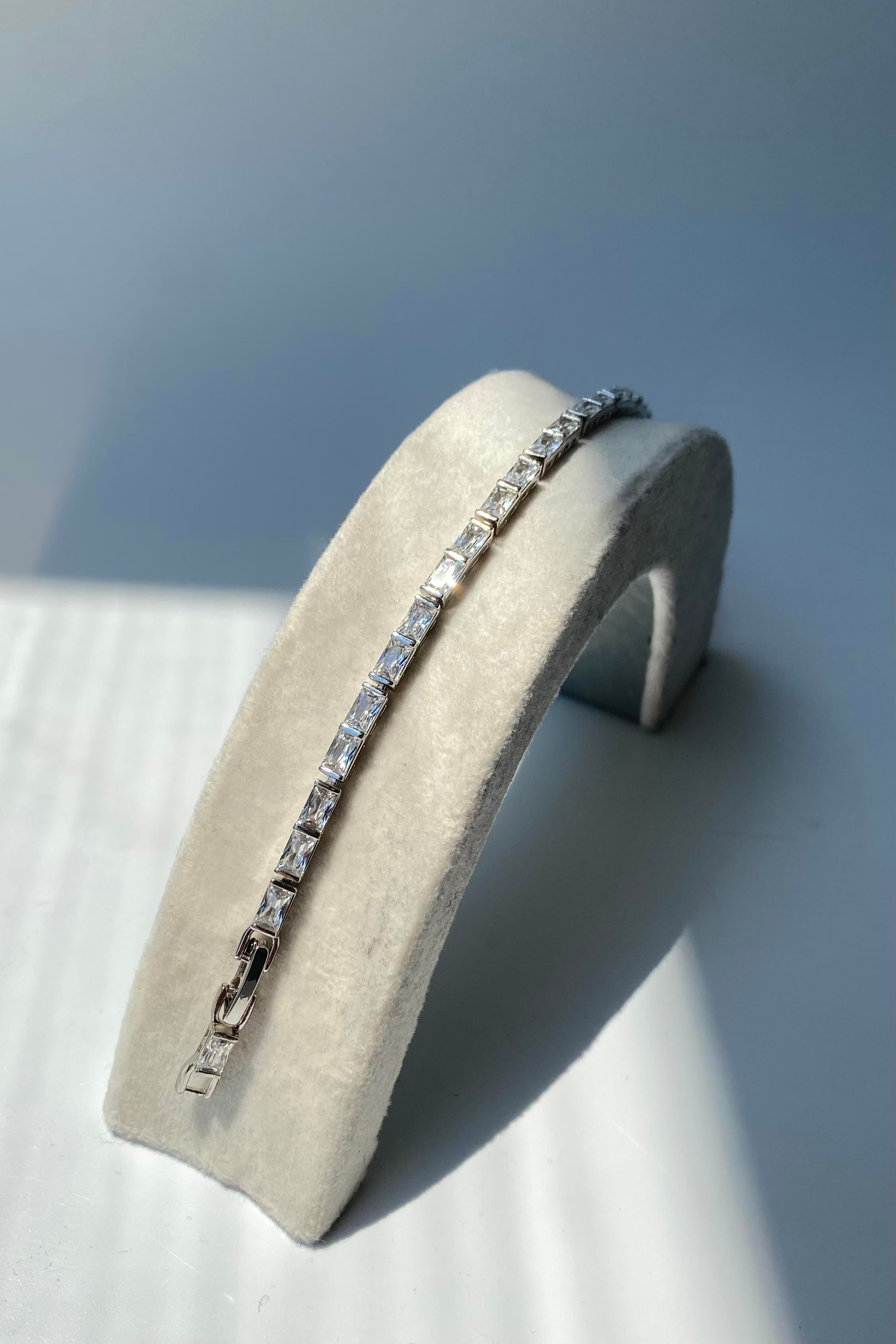 BAGET TAŞLI SU YOLU BİLEZİK