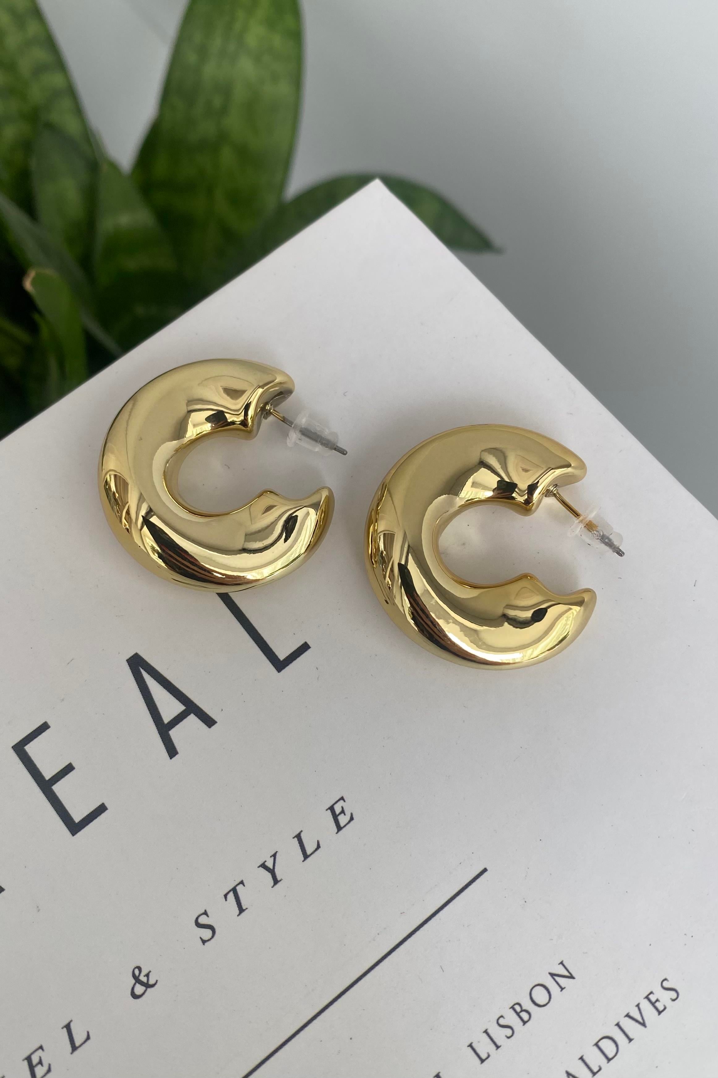 BÜYÜK DALGA BOMBELİ HALKA KÜPE