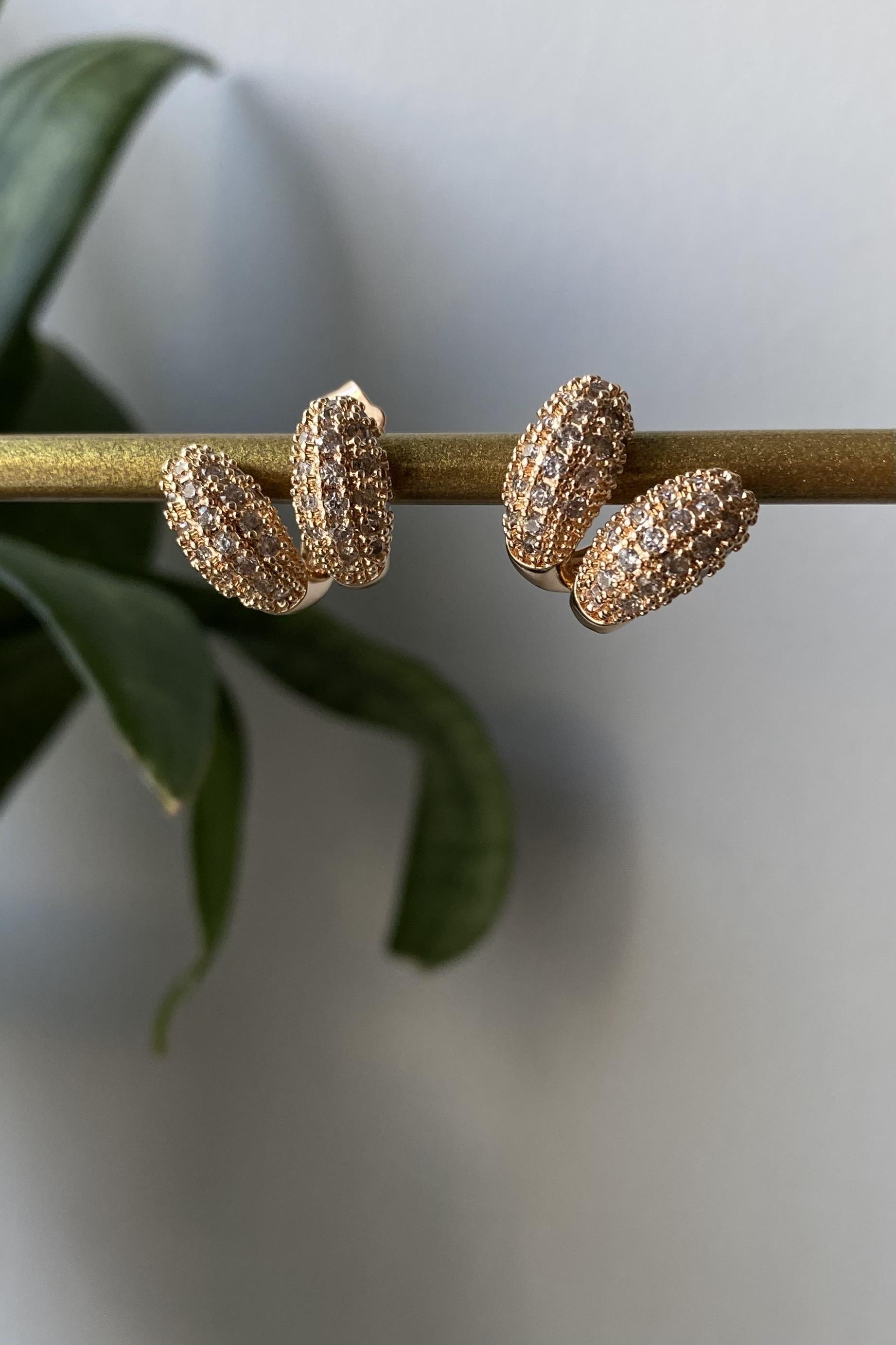 ÇİFT BAŞLI ZİRKON TAŞ KÜPE