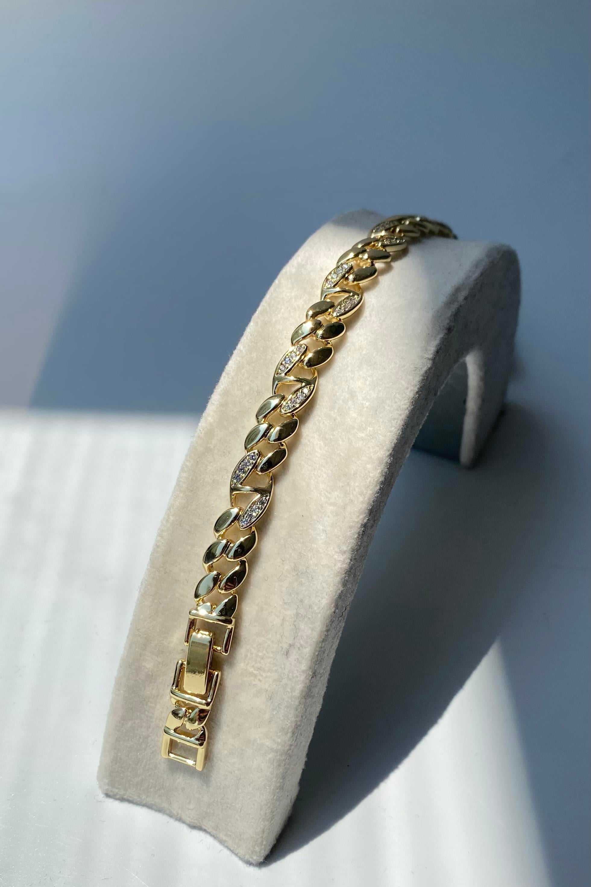 DİŞ TAŞLI GURMET BİLEZİK