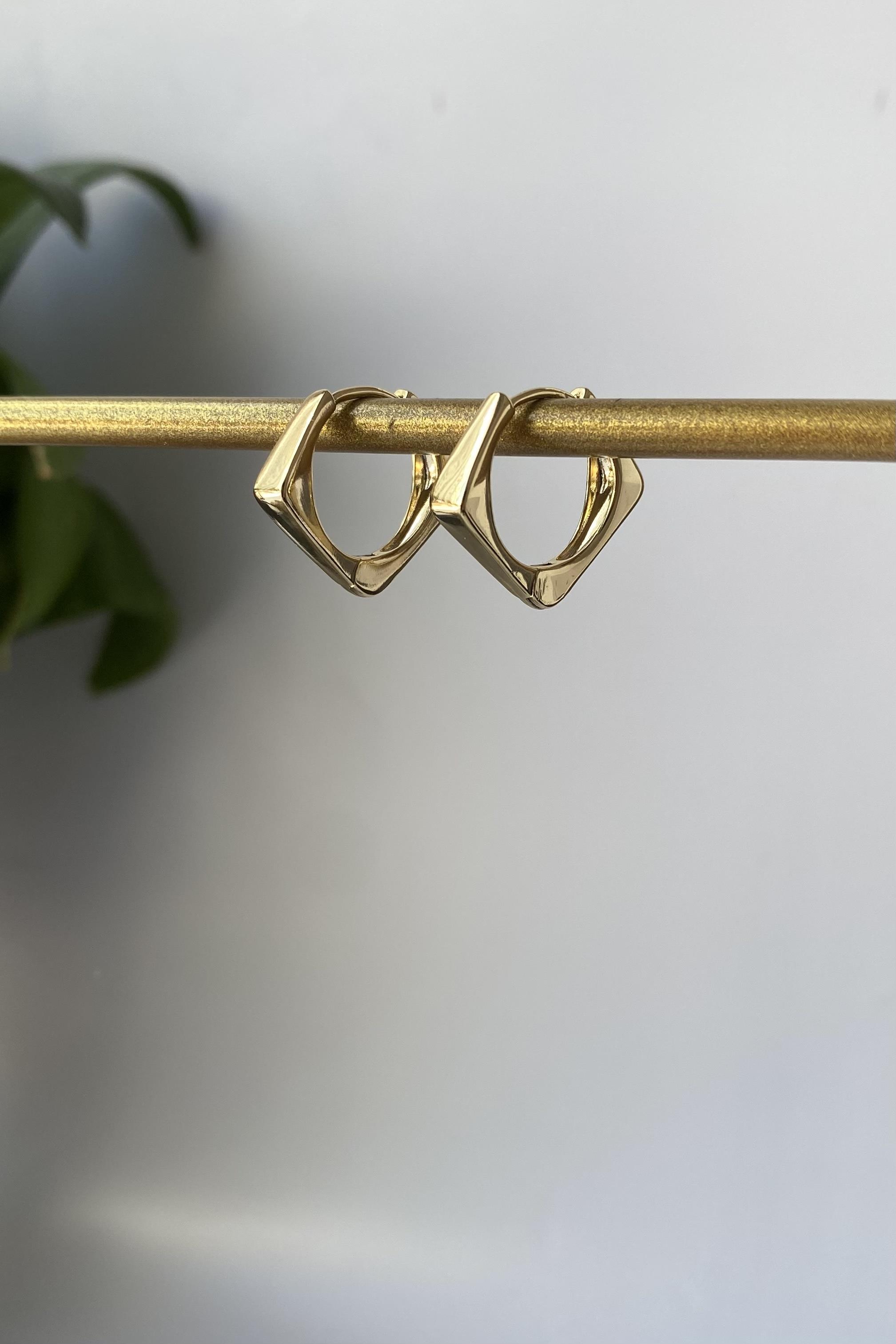 DÖRTGEN HALKA KÜPE