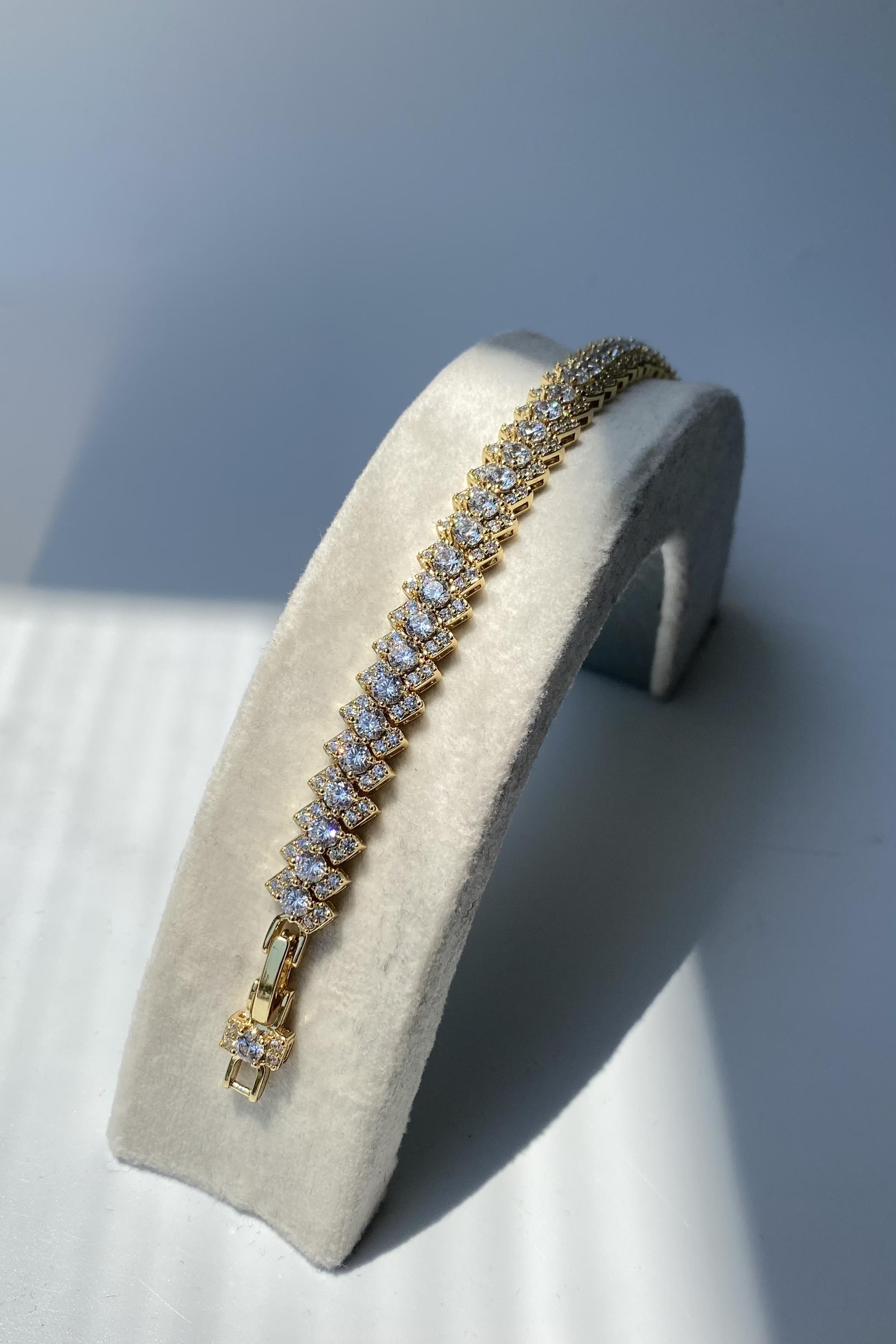 FİYONK TAŞLI BİLEZİK