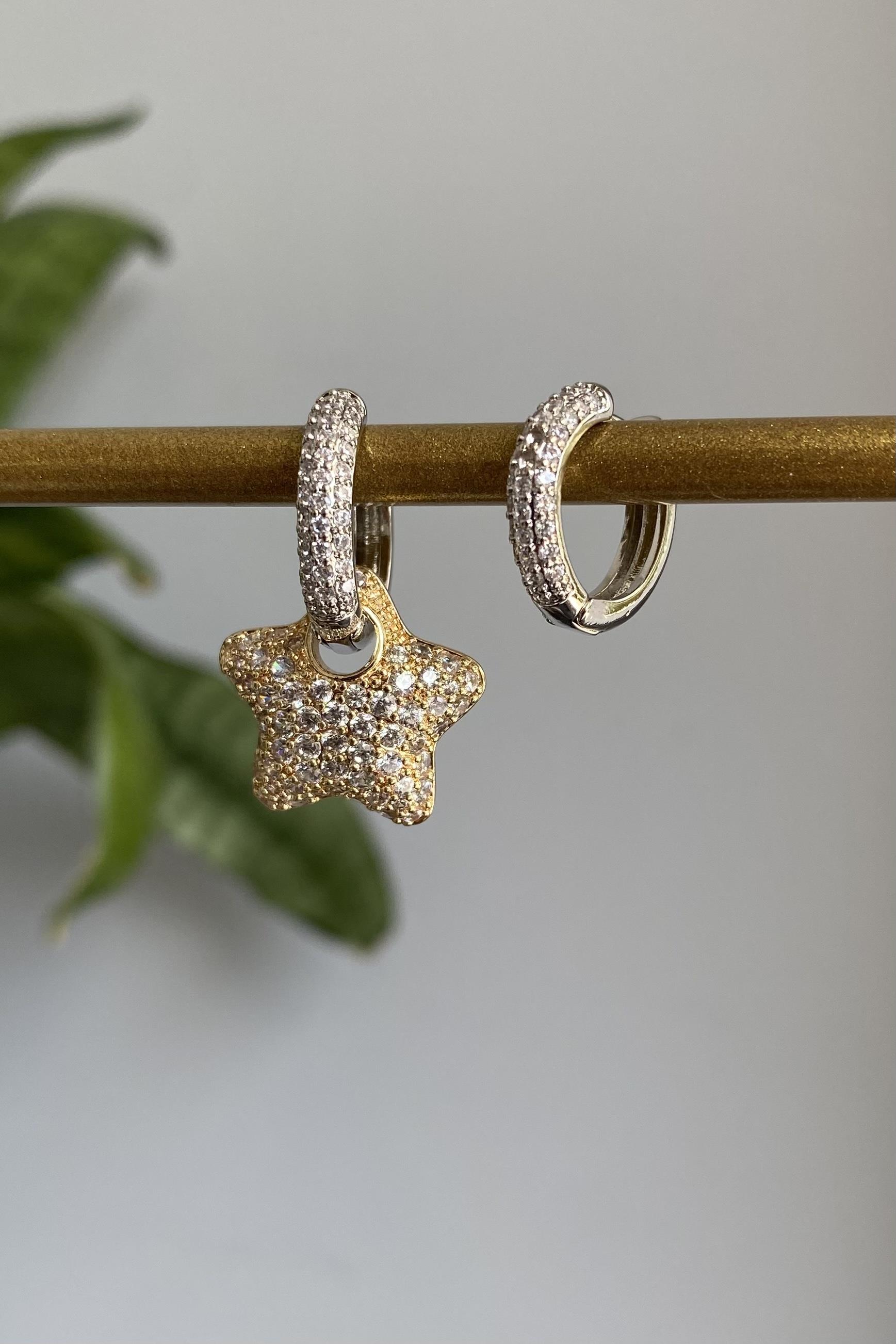 FULL ZİRKON TAŞLI YILDIZ UÇLU HALKA KÜPE