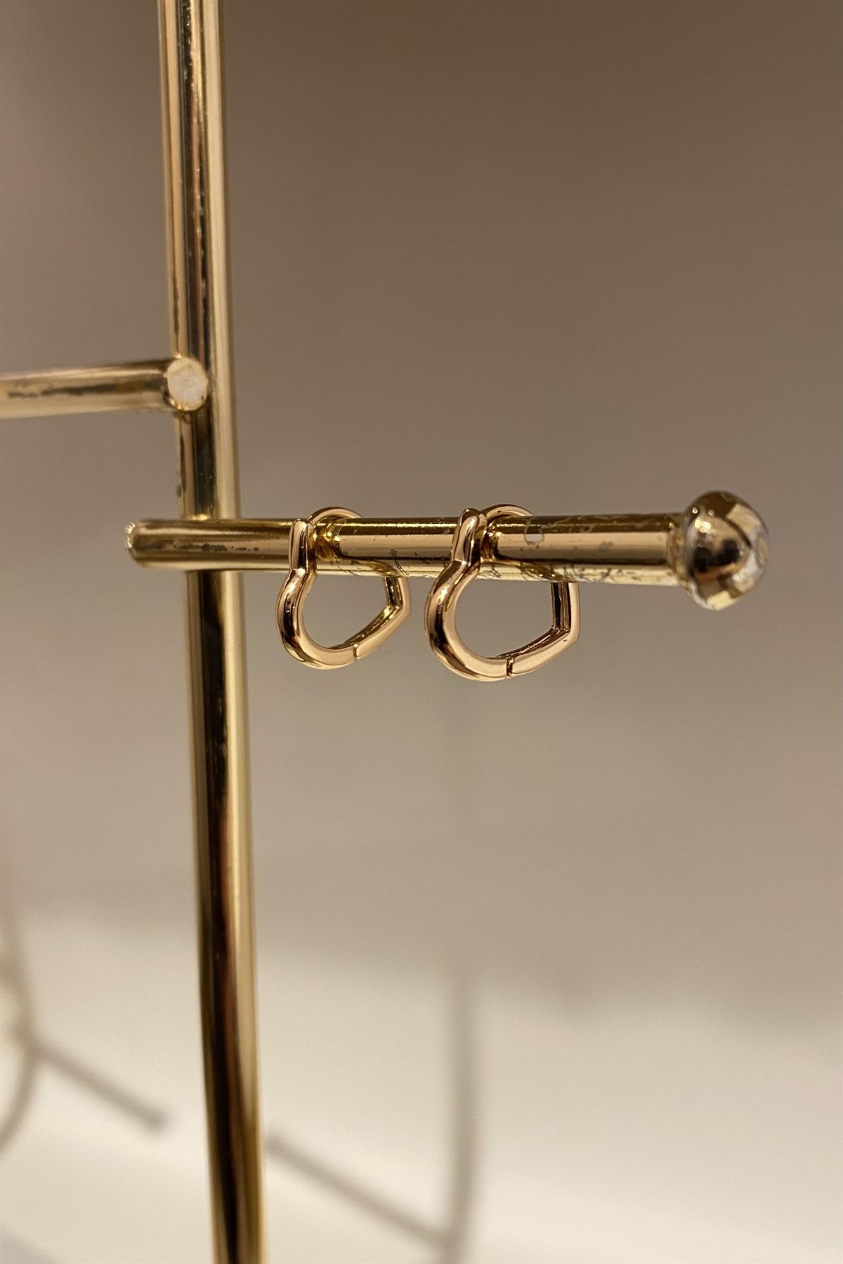 KALP MODEL HALKA KÜPE 1.2cm