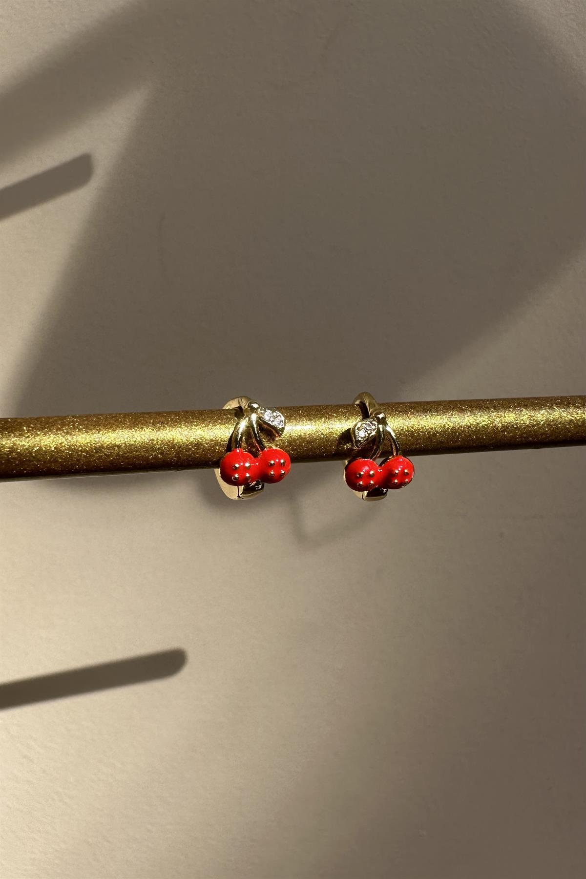 KİRAZLI MİNİK HALKA KÜPE 1cm