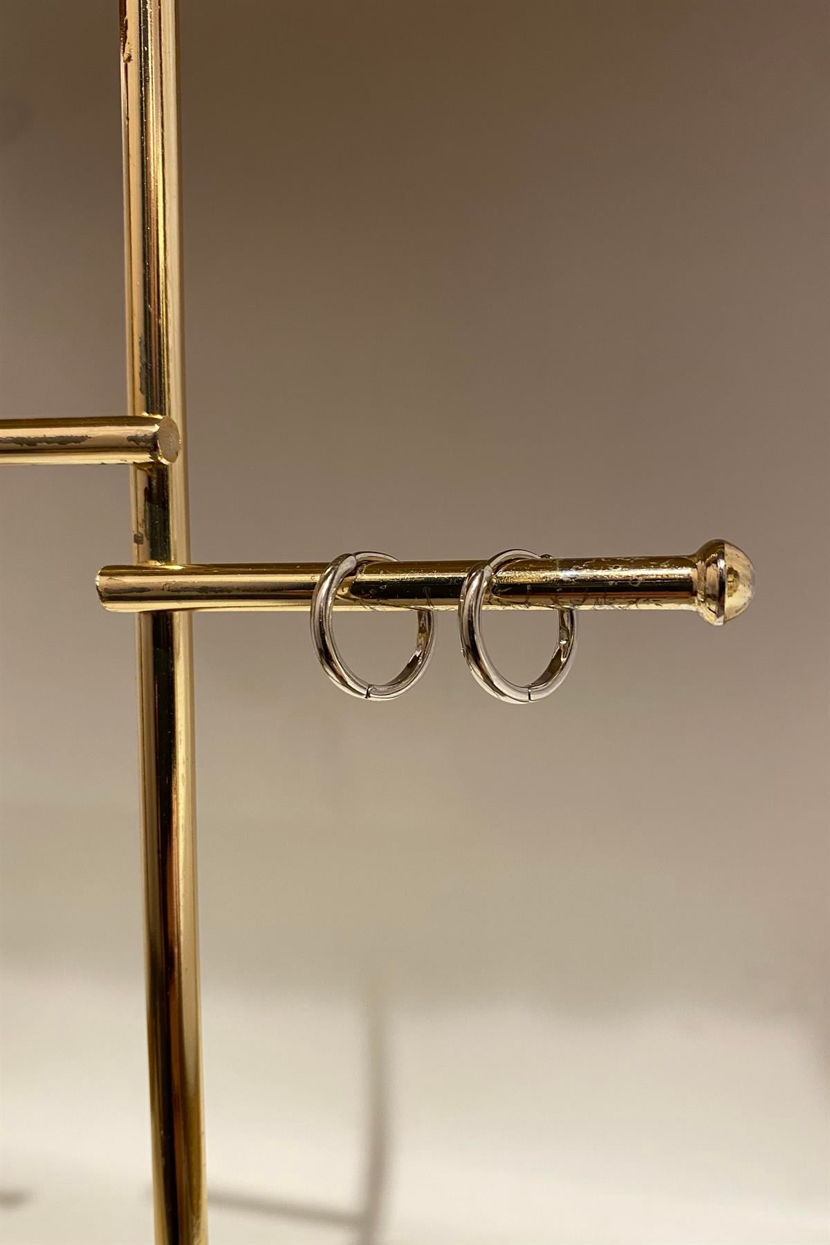 KLASİK İNCE HALKA KÜPE 1.5cm